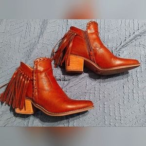 Ladies Fringe booties